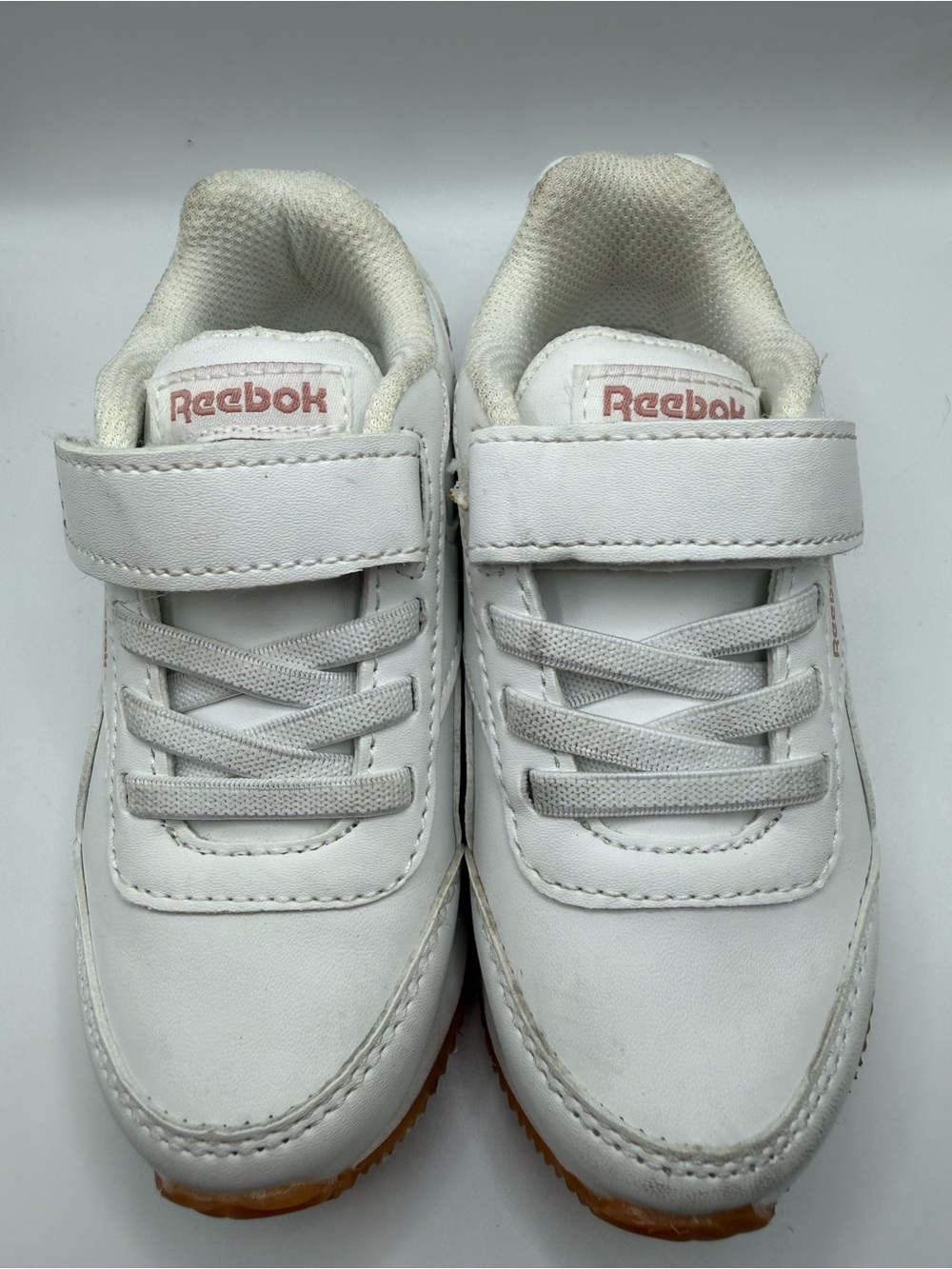 Reebok White Kids Sneakers with Light Pink Logo